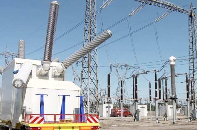 High Voltage Switchgear & Breakers